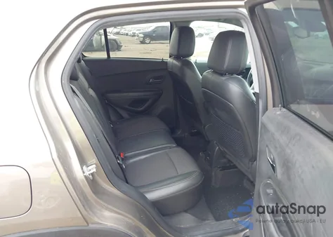 2021 Chevrolet Trax Fwd Lt z USA, uszkodzony, nr VIN KL7CJLSB4MB336672